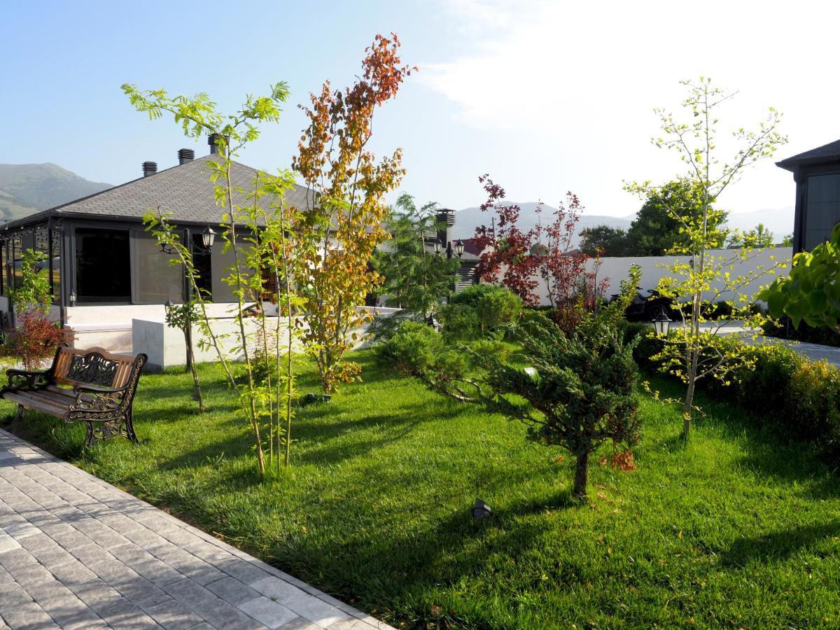V&V Hotel Gyulagarak Kültér fotó